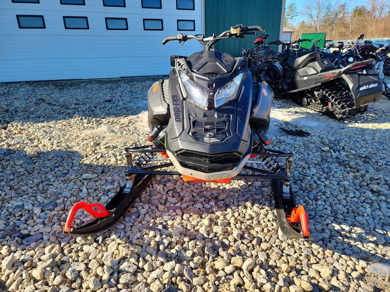 2022 Skidoo Mach Z