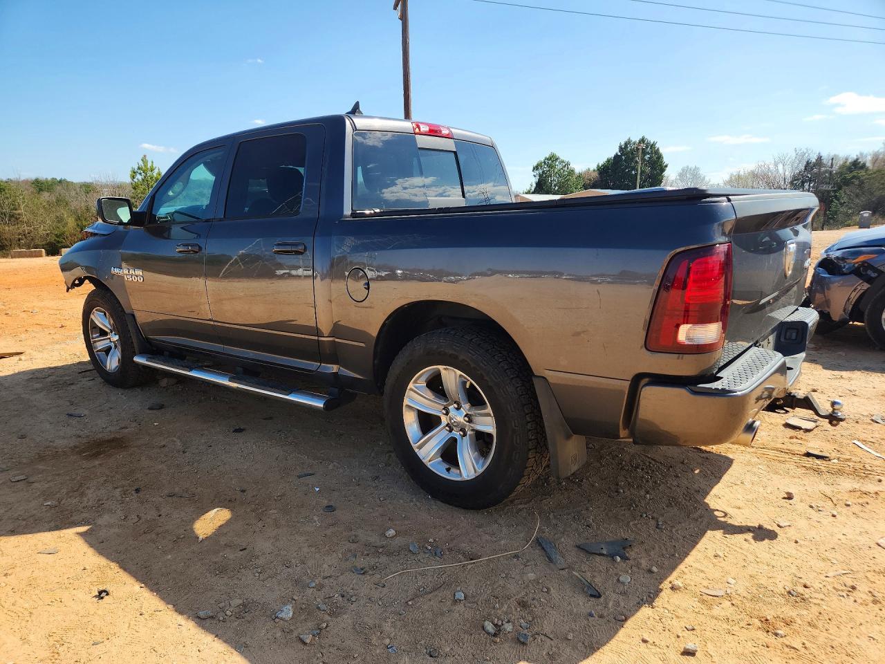 2016 Dodge RAM 1500 Sport