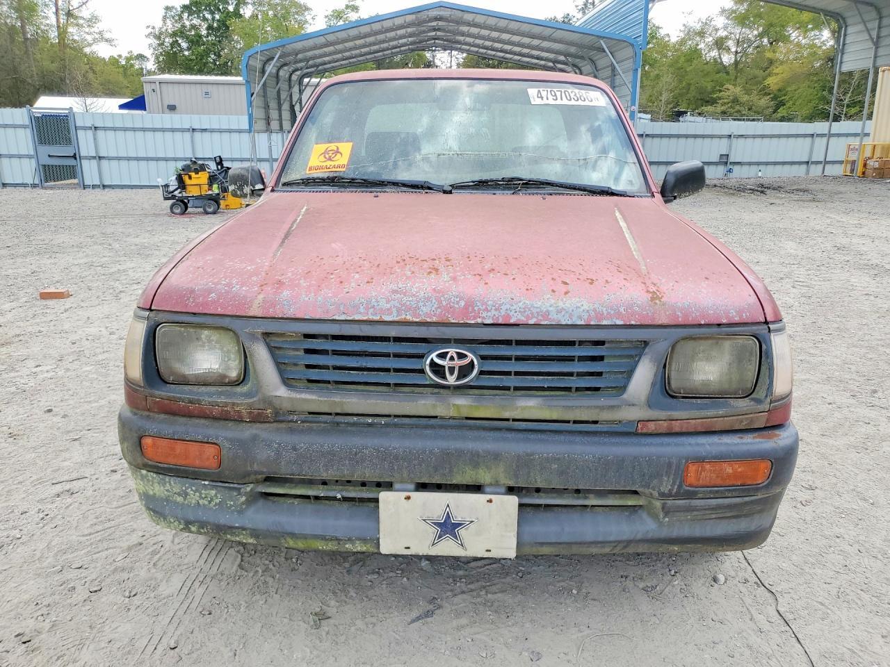 1995 Toyota Tacoma Base
