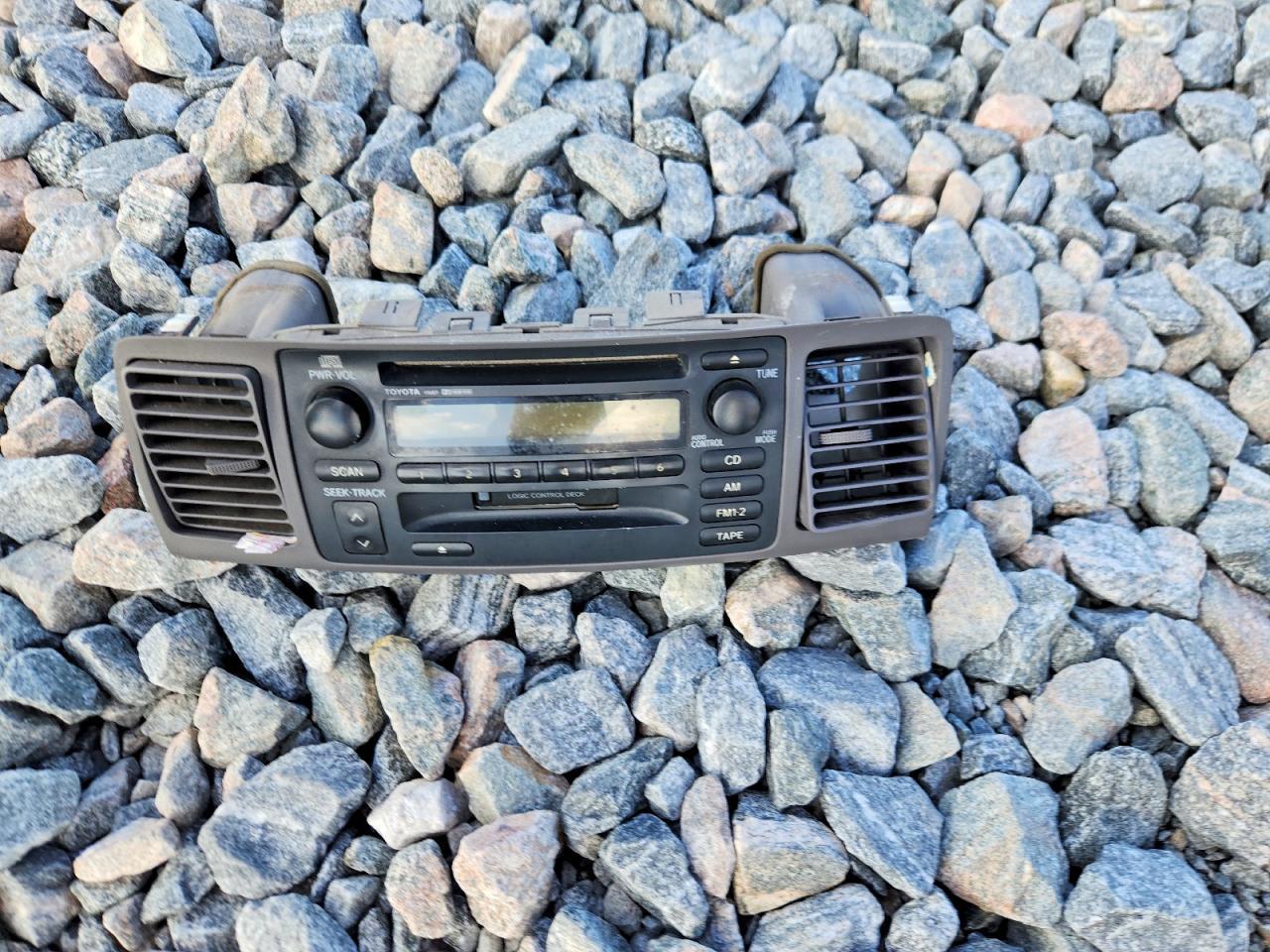 2004 Toyota Corolla le