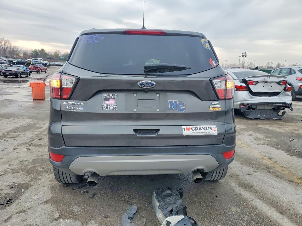 2018 Ford Escape se