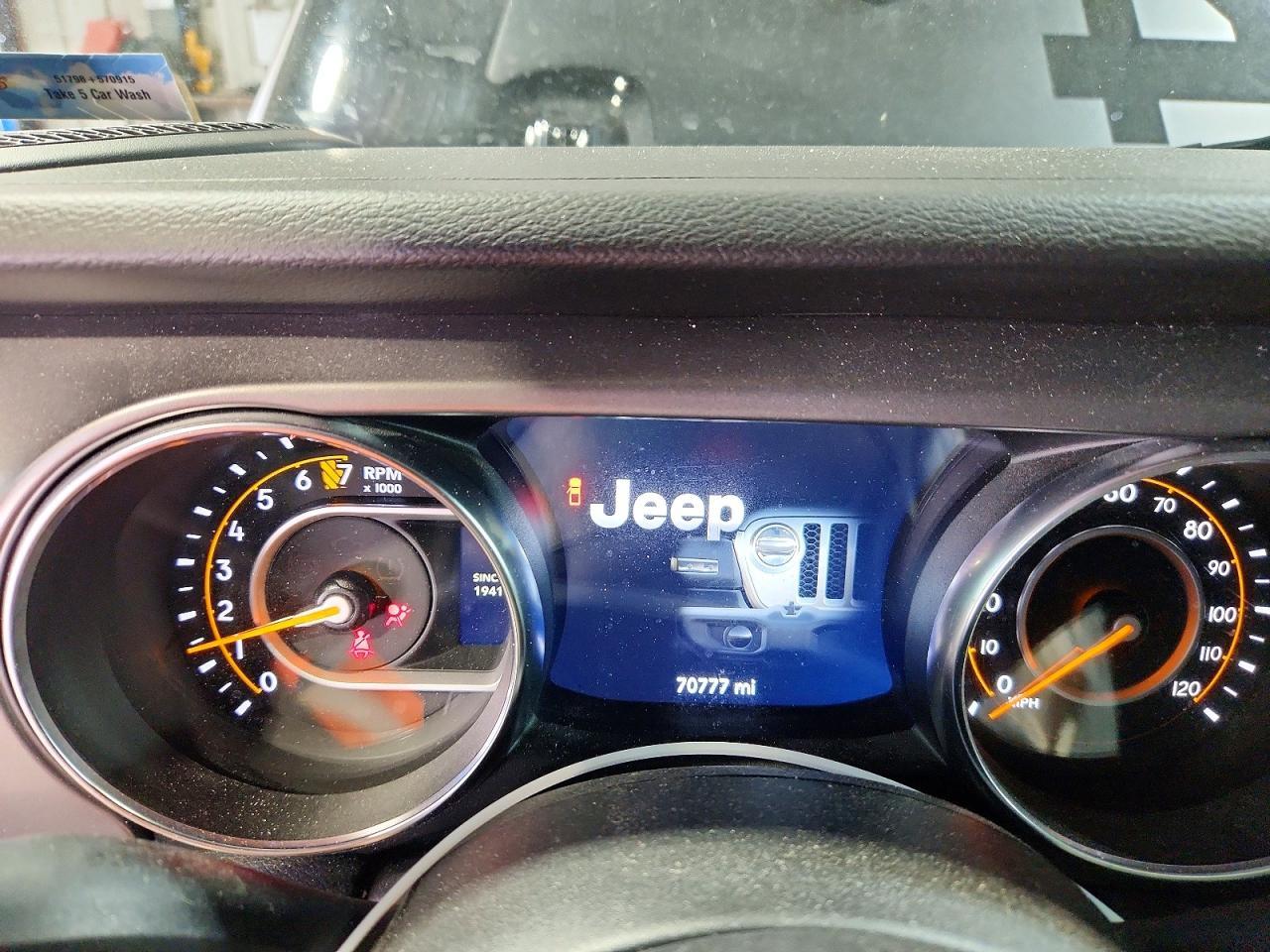 2023 Jeep Gladiator Sport