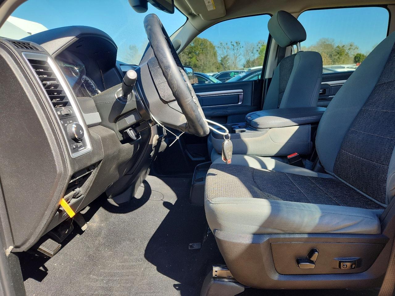 2019 Dodge RAM 1500 Classic SLT