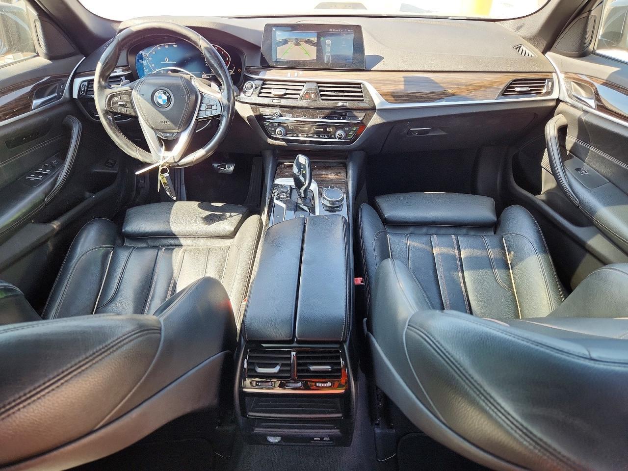 2020 BMW 530 i