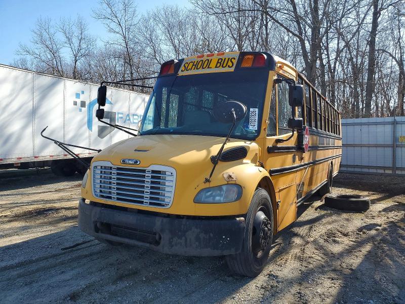 2010 Freigliner 2010 Thomas SAF-T-LINER C2-School Bus