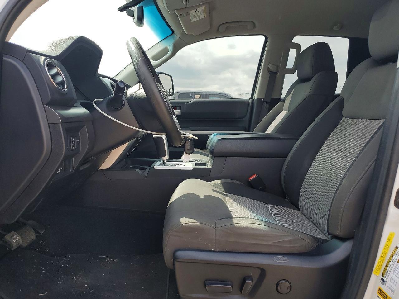 2014 Toyota Tundra SR5