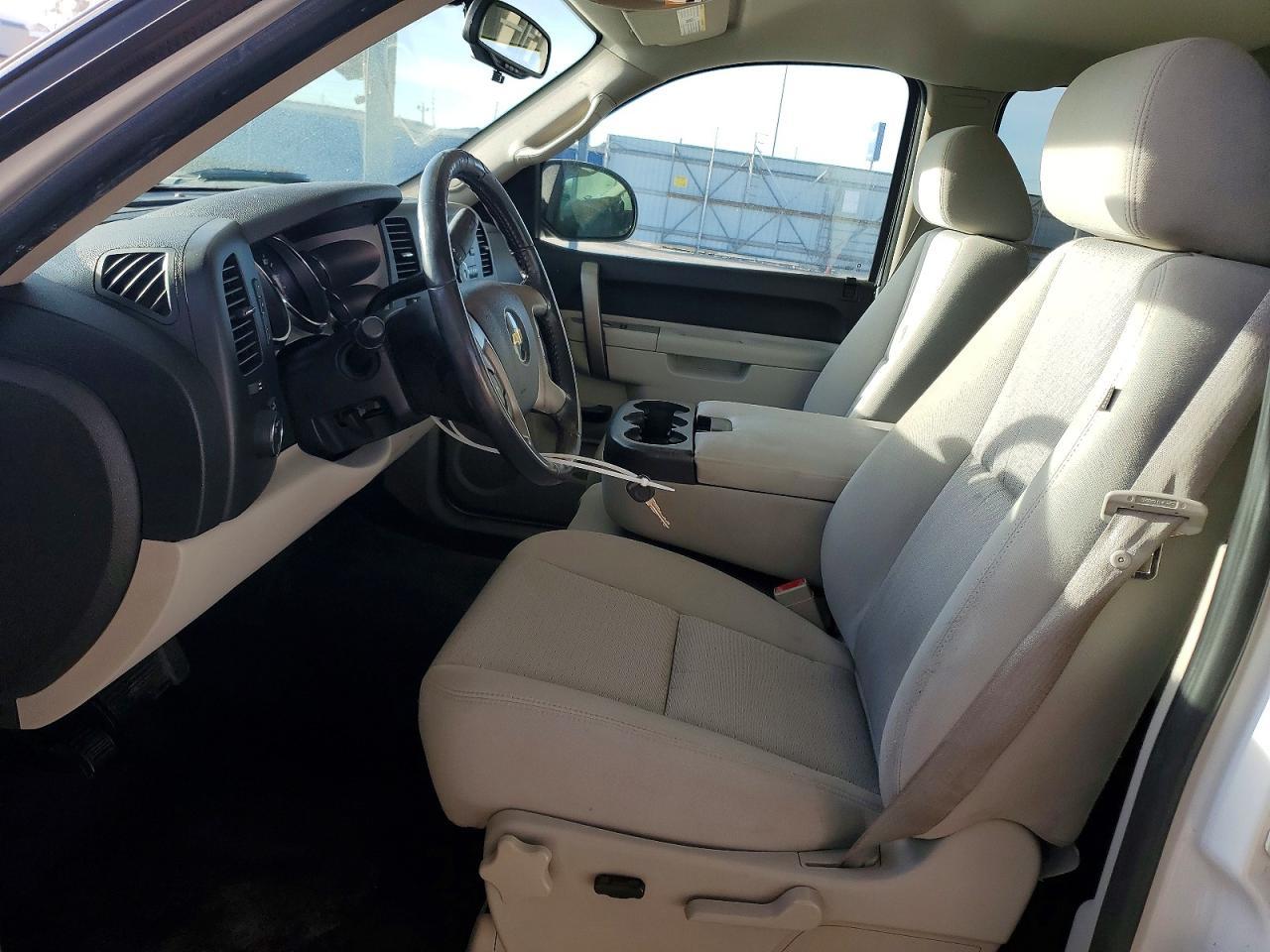 2011 Chevrolet Silverado C1500 LT