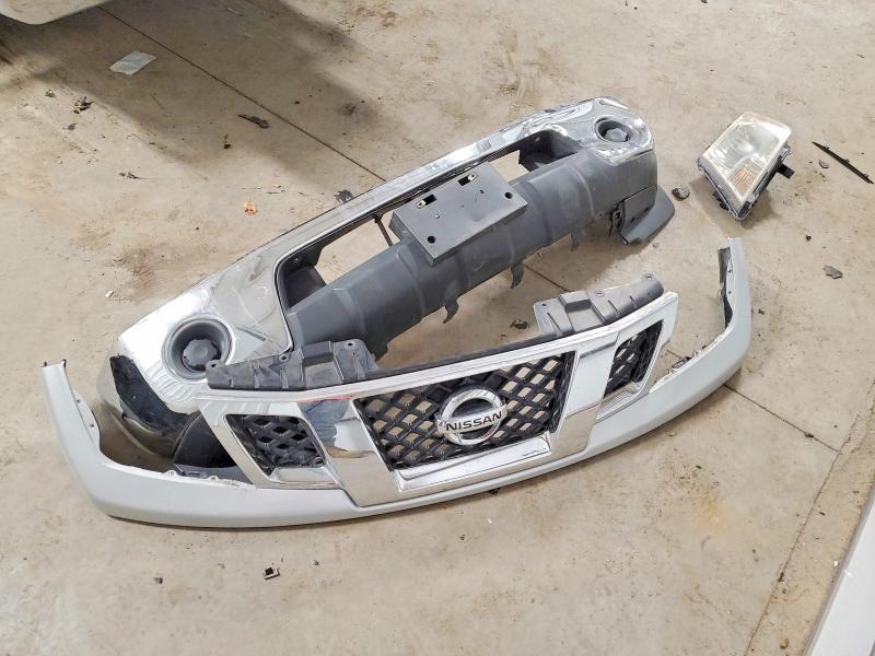 2011 Nissan Frontier S