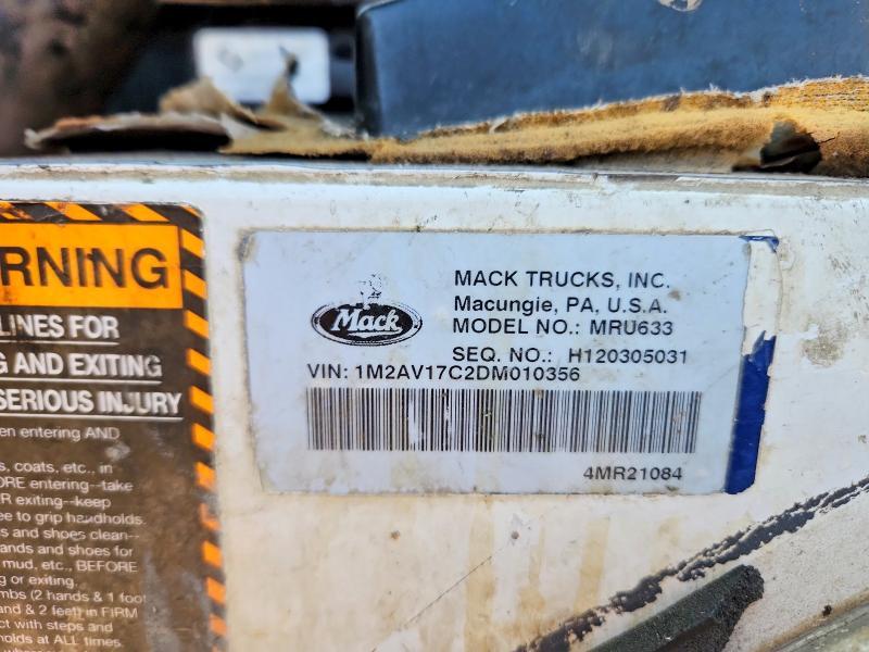 2013 Mack Mru633 Refuse Truck