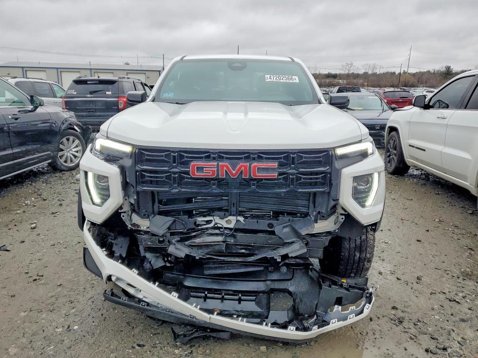 2025 GMC Canyon Elevation