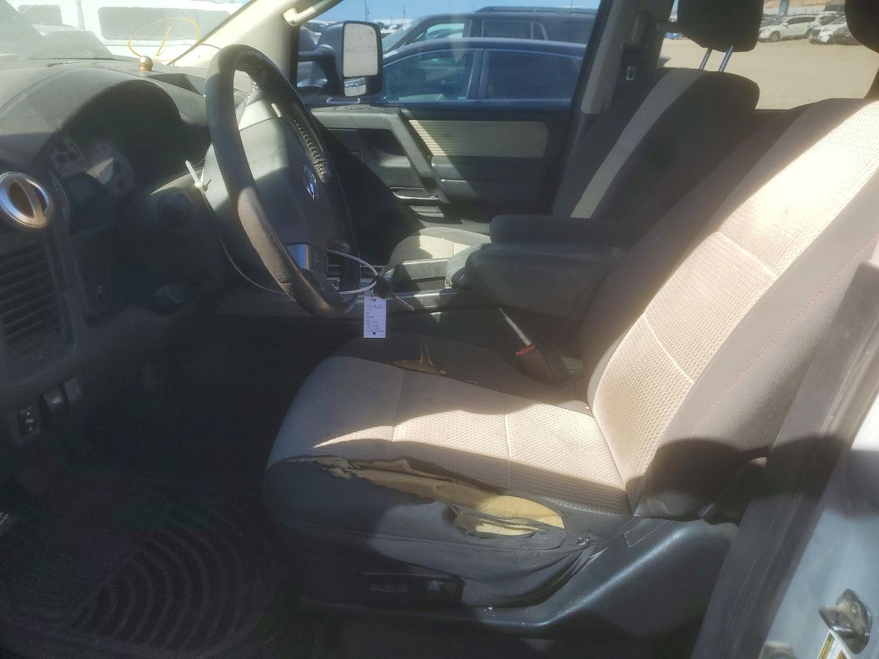 2009 Nissan Titan XE