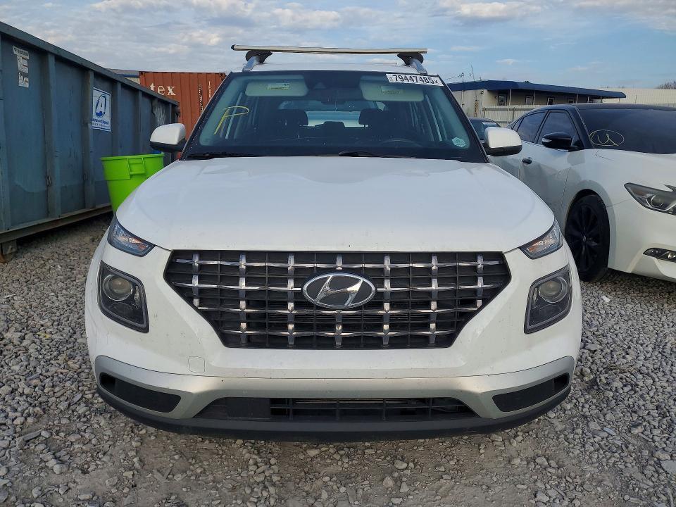 2022 Hyundai Venue sel
