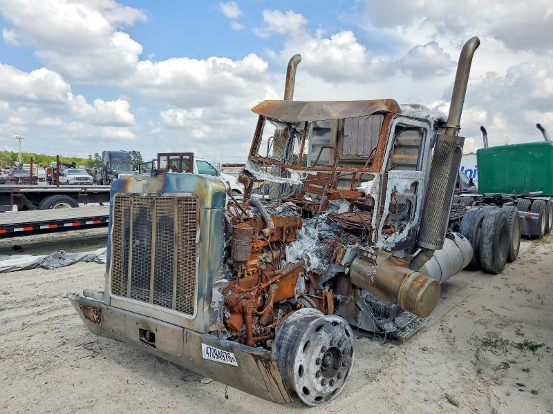 1999 Peterbilt 378 Semi Truck