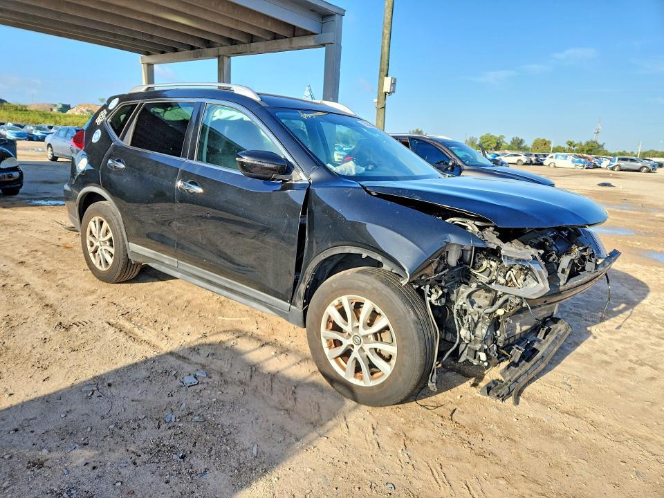 2018 Nissan Rogue sv