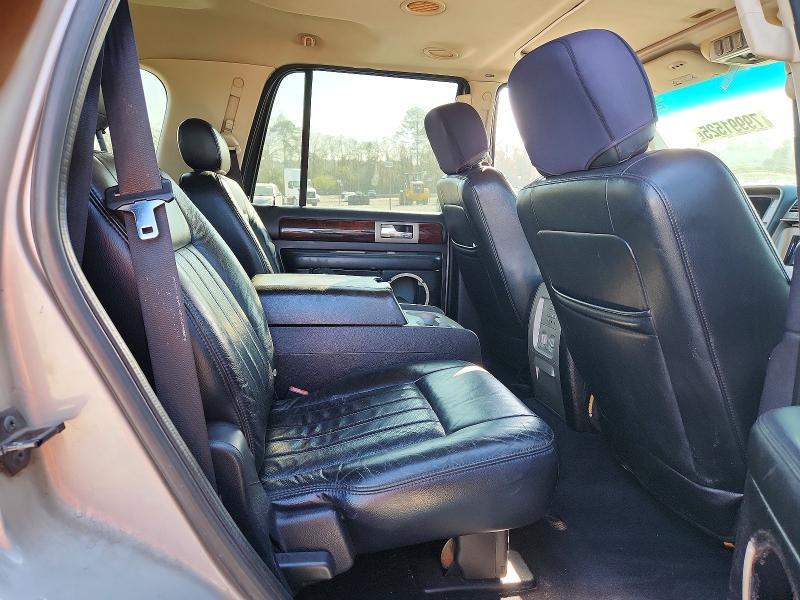 2003 Lincoln Navigator