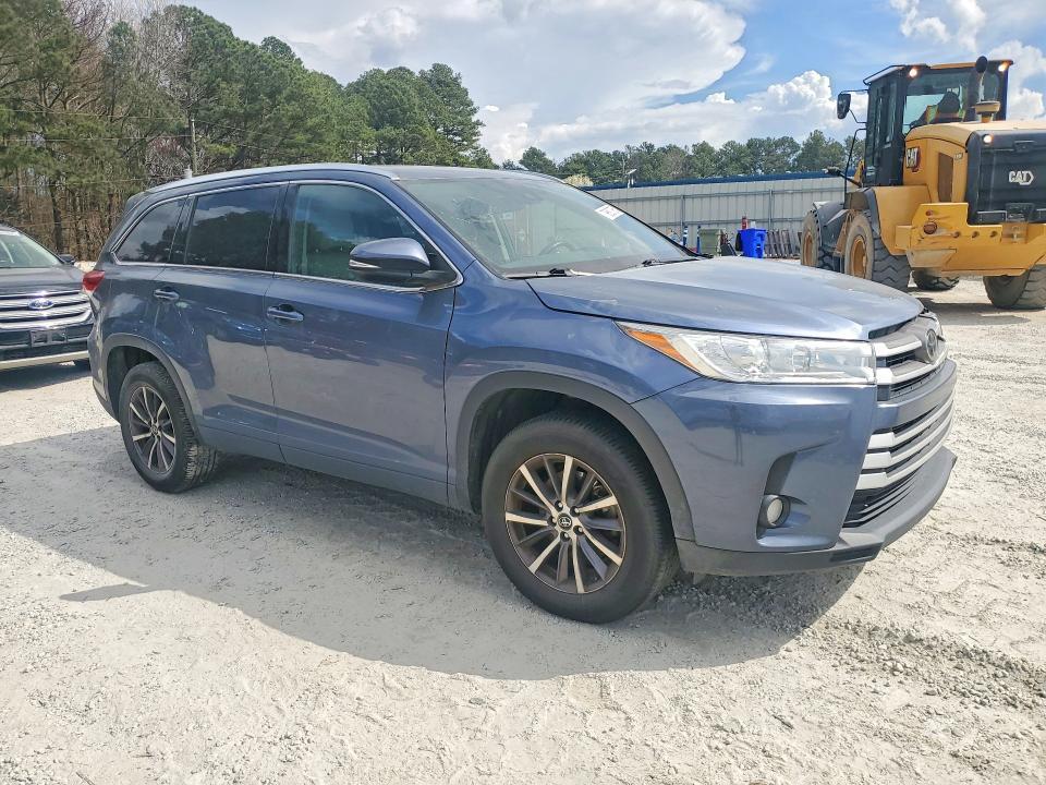 2018 Toyota Highlander xle