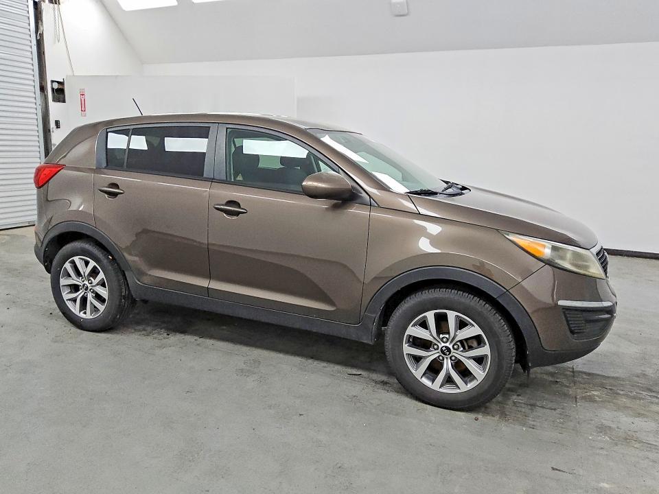 2015 KIA Sportage lx