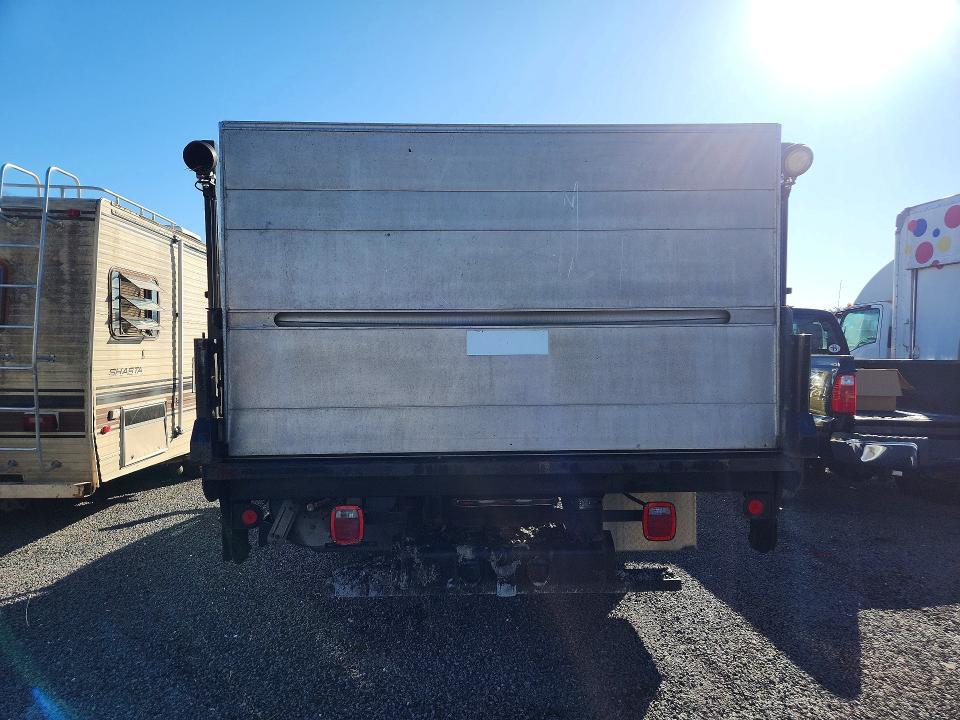 2011 Dodge RAM Chassis Cab Flatbed Truck