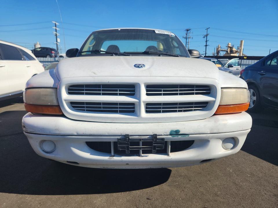 2001 Dodge Dakota Club cab 131