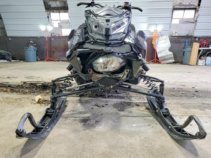 2022 Skidoo Mx z X-rs E-tec 850r