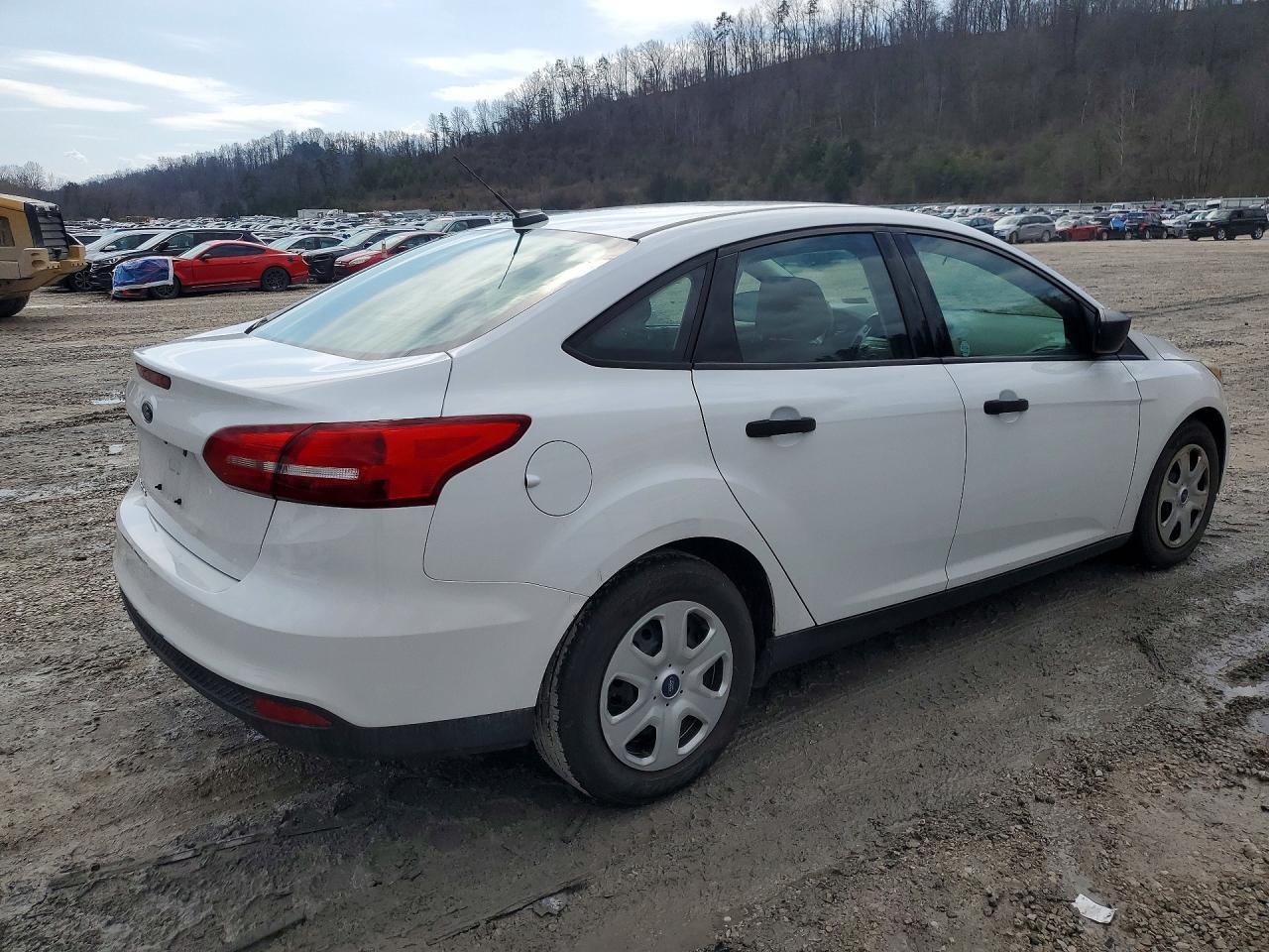 2018 Ford Focus s