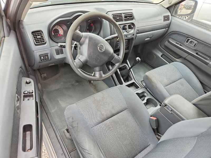 2004 Nissan Frontier Standard