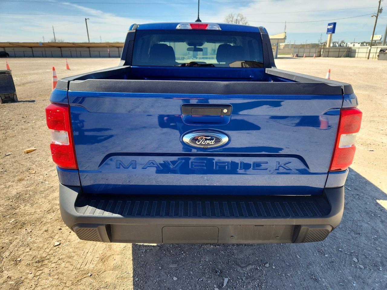 2023 Ford Maverick XL