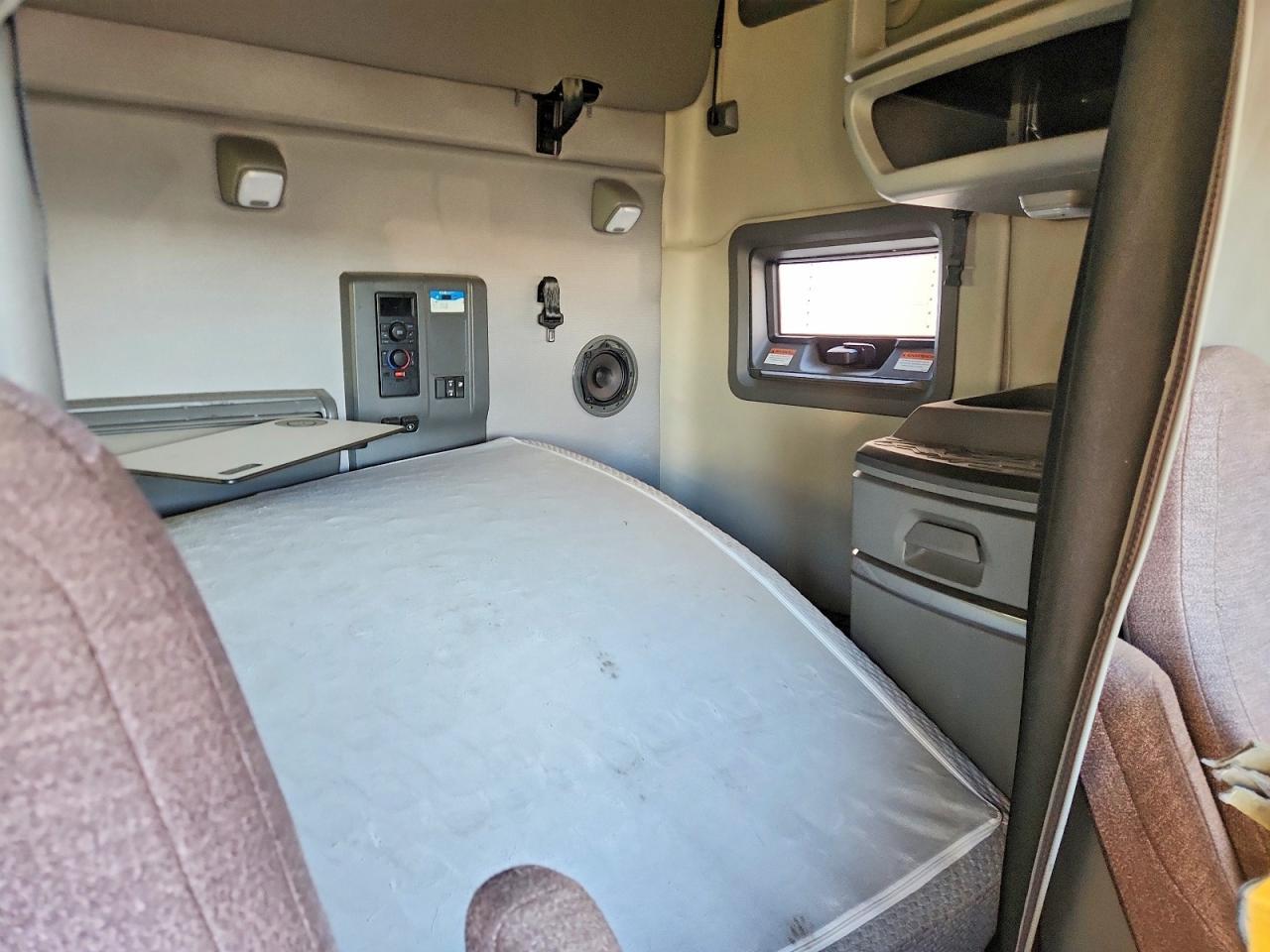 2024 Volv O VNL Semi Truck