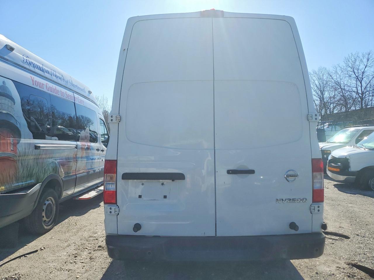 2018 Nissan NV 2500 HD SV