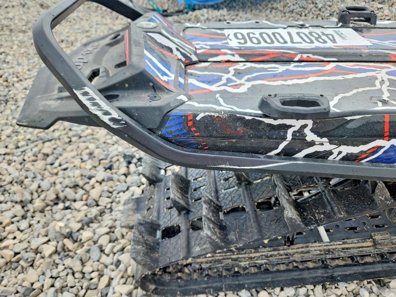 2023 Skidoo Summit X Expert 154