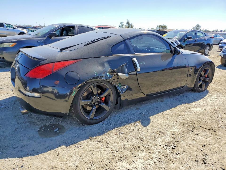 2005 Nissan 350z Base