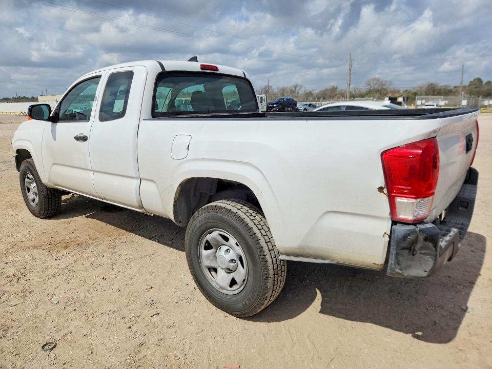 2017 Toyota Tacoma SR