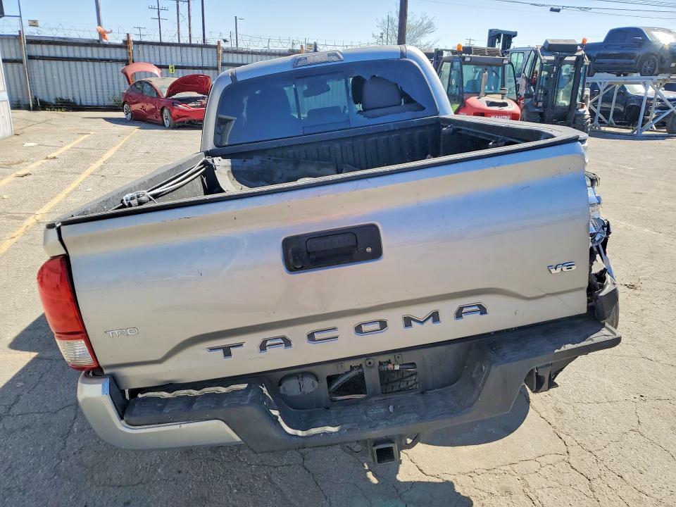 2017 Toyota Tacoma TRD Sport