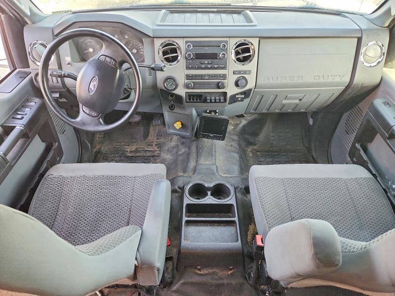 2015 Ford F650 Super Duty BOX Truck