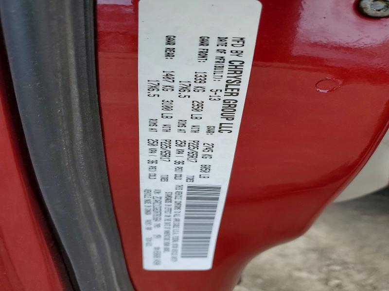 2013 Chrysler Town & Country Touring l