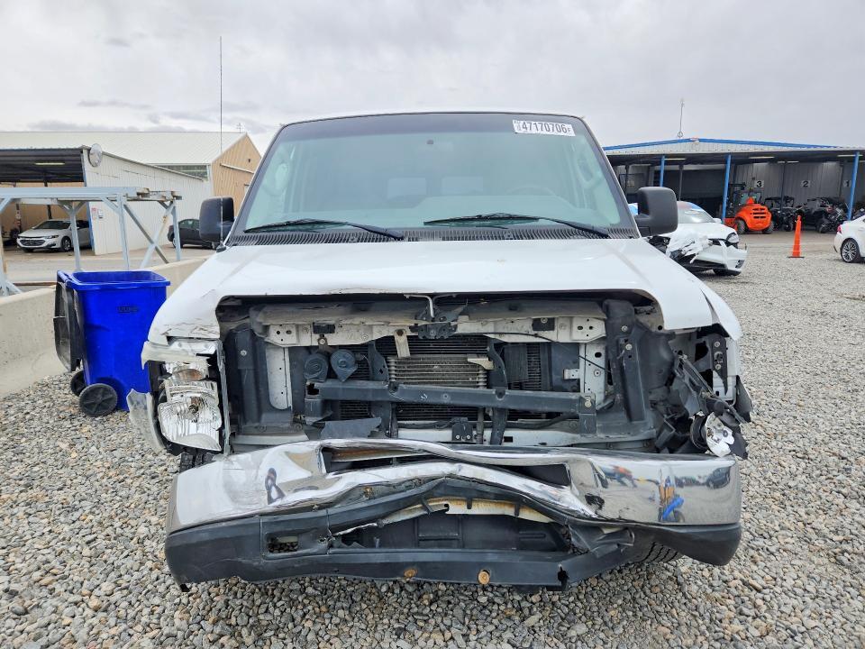2013 Ford Econoline E350 Super Duty Wagon