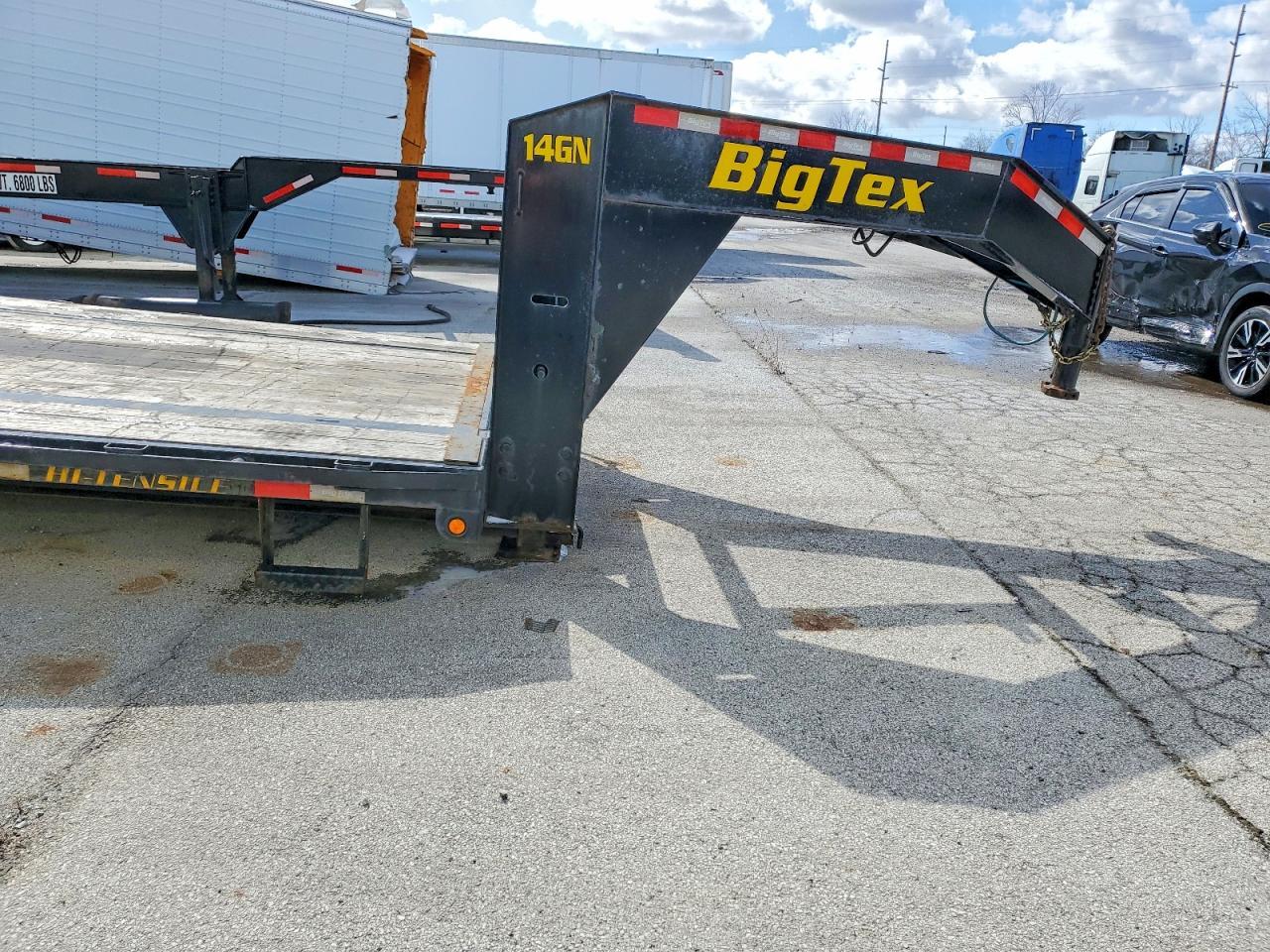 2023 Big Tex 14GN-25BK+5MR Equipment Trailer