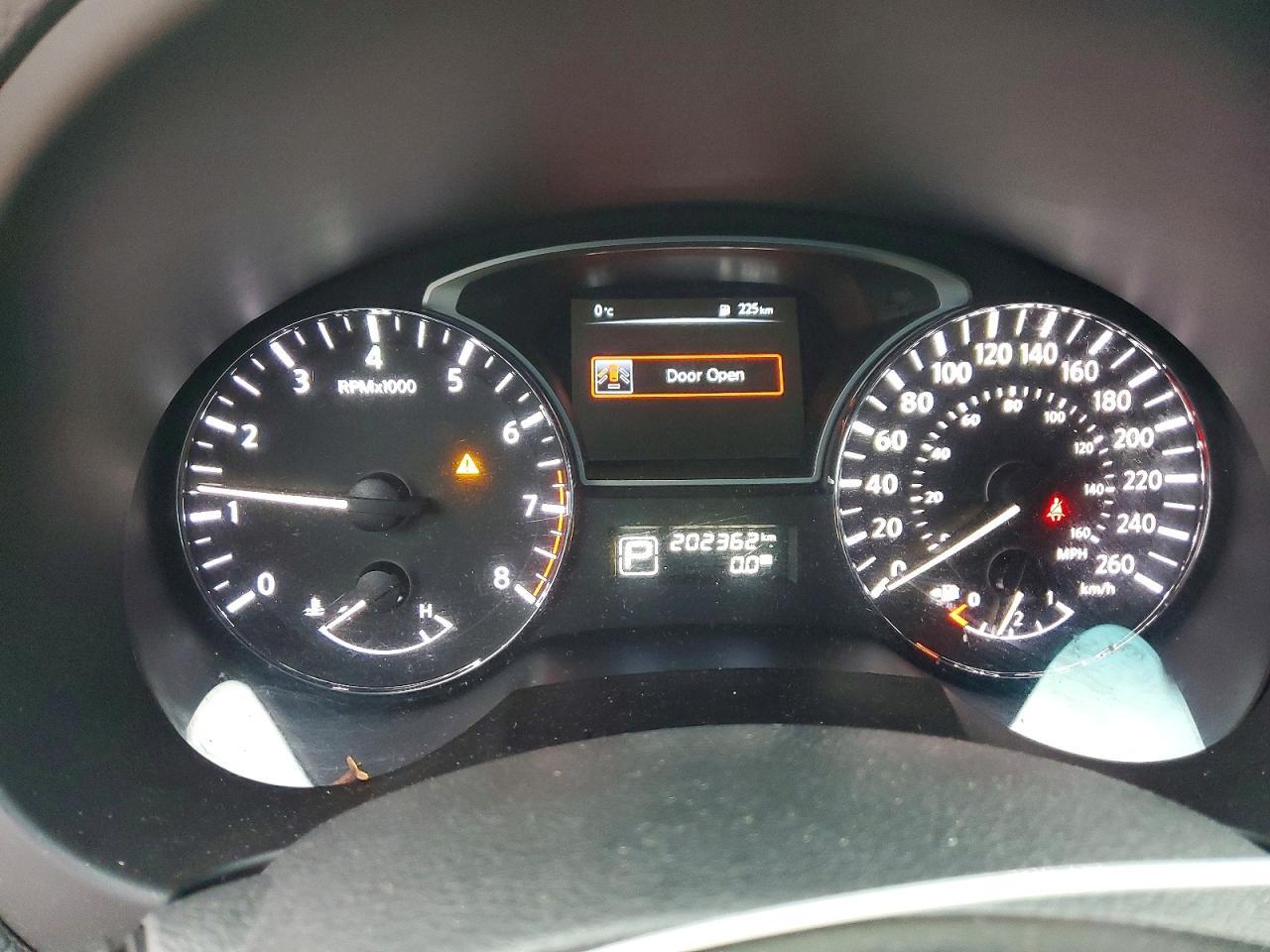 2015 Niss Altima 2.5 s 4DR