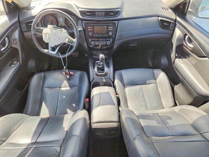2017 Nissan Rogue sv