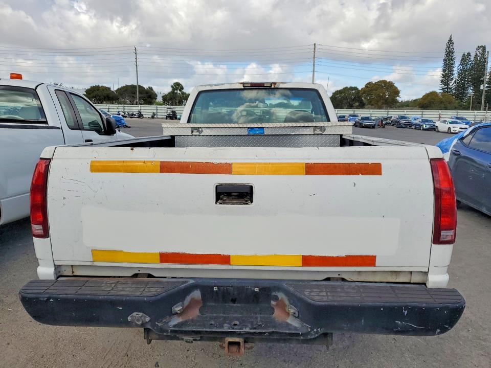 1999 Chevrolet GMT-400 C2500