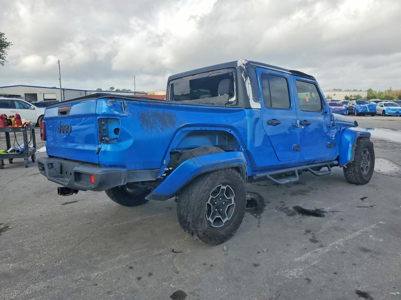 2022 Jeep Gladiator Sport