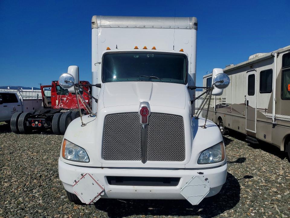 2013 Kenworth T370 BOX Truck