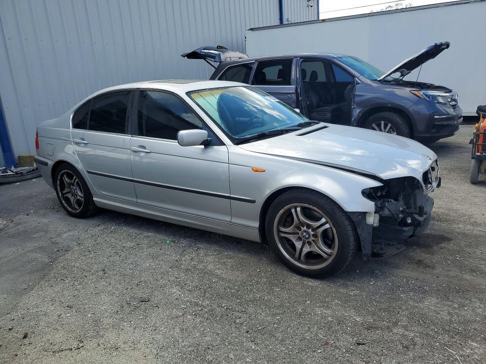 2003 BMW 330 i