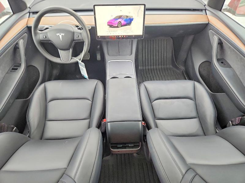 2025 Tesla Model y