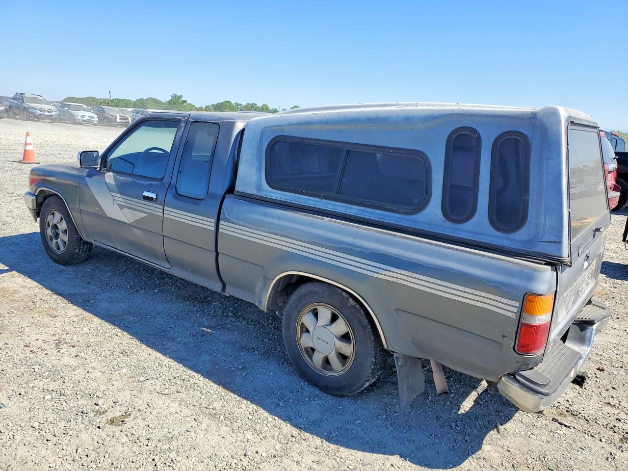 1990 Toyota Pickup SR5