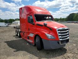 Salvage trucks for sale at Lufkin, TX auction: 2022 Freigliner 2022 Freightliner Cascadia 126 Semi Truck