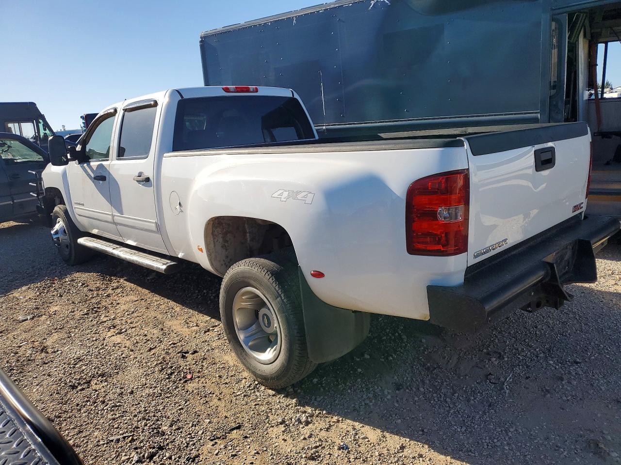 2011 Chevrolet Silverado K3500 LT