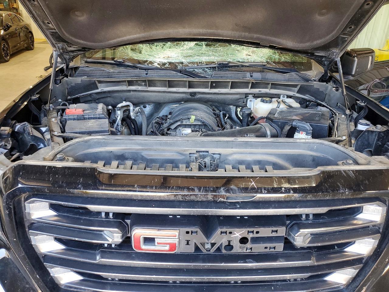 2021 GMC Sierra K1500 AT4