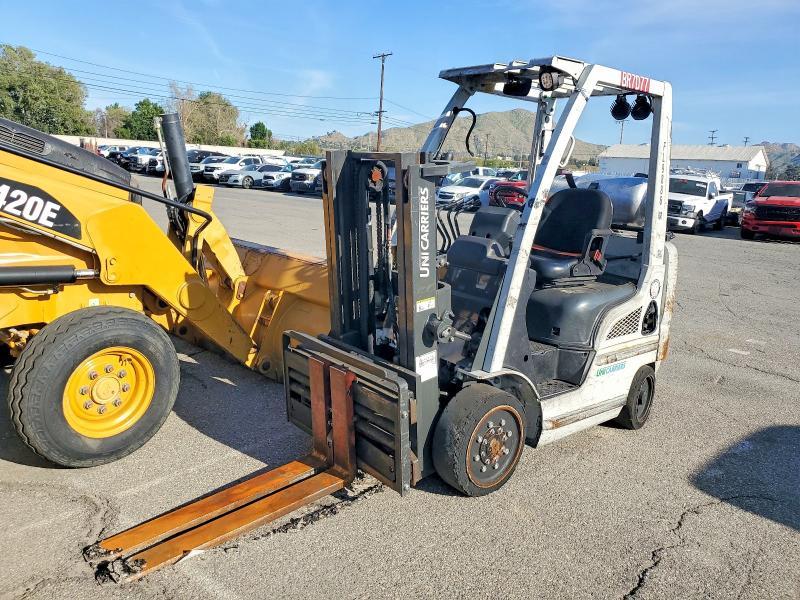 2015 Unicariers 2015 Niss Forklift