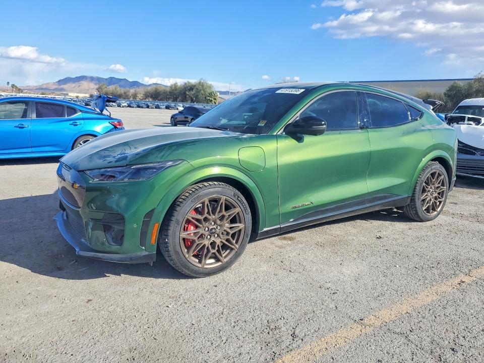 2024 Ford Mustang Mach-e gt